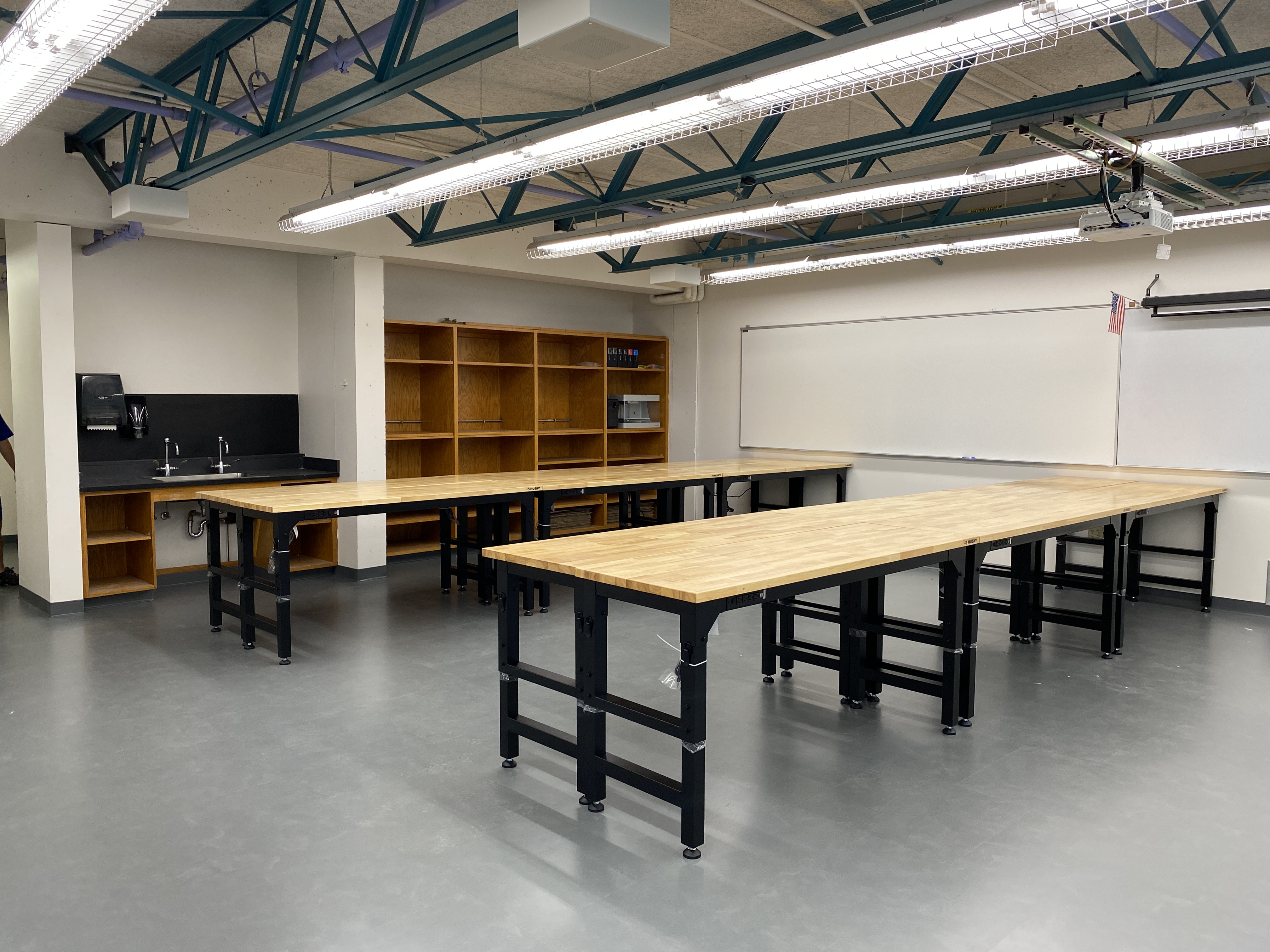 GNCE Robotics and Engineering Lab space